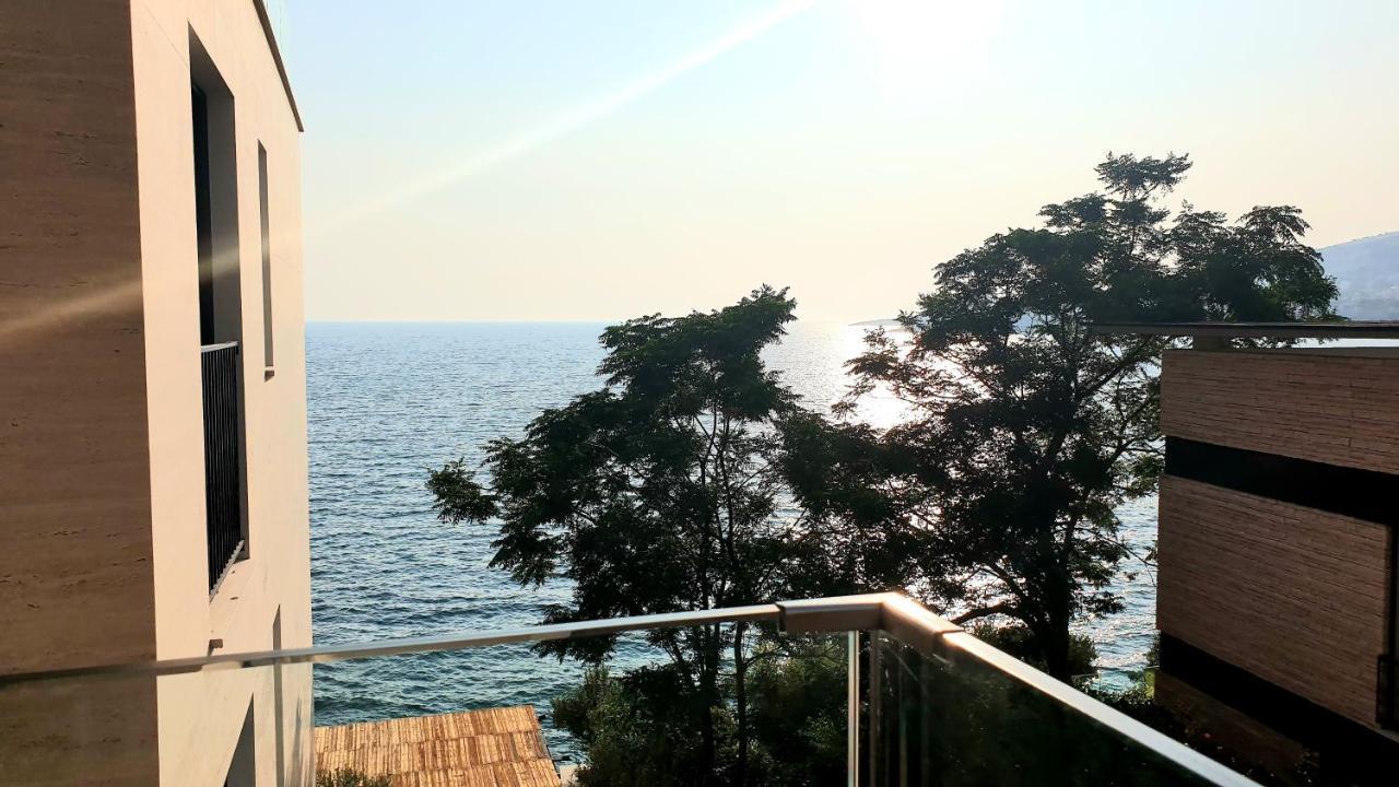 2F Saranda Apartment Exteriör bild