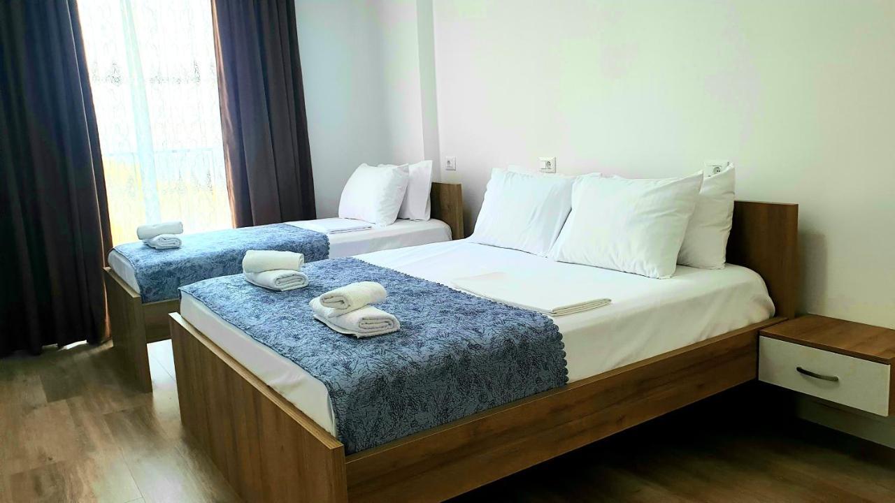 2F Saranda Apartment Exteriör bild